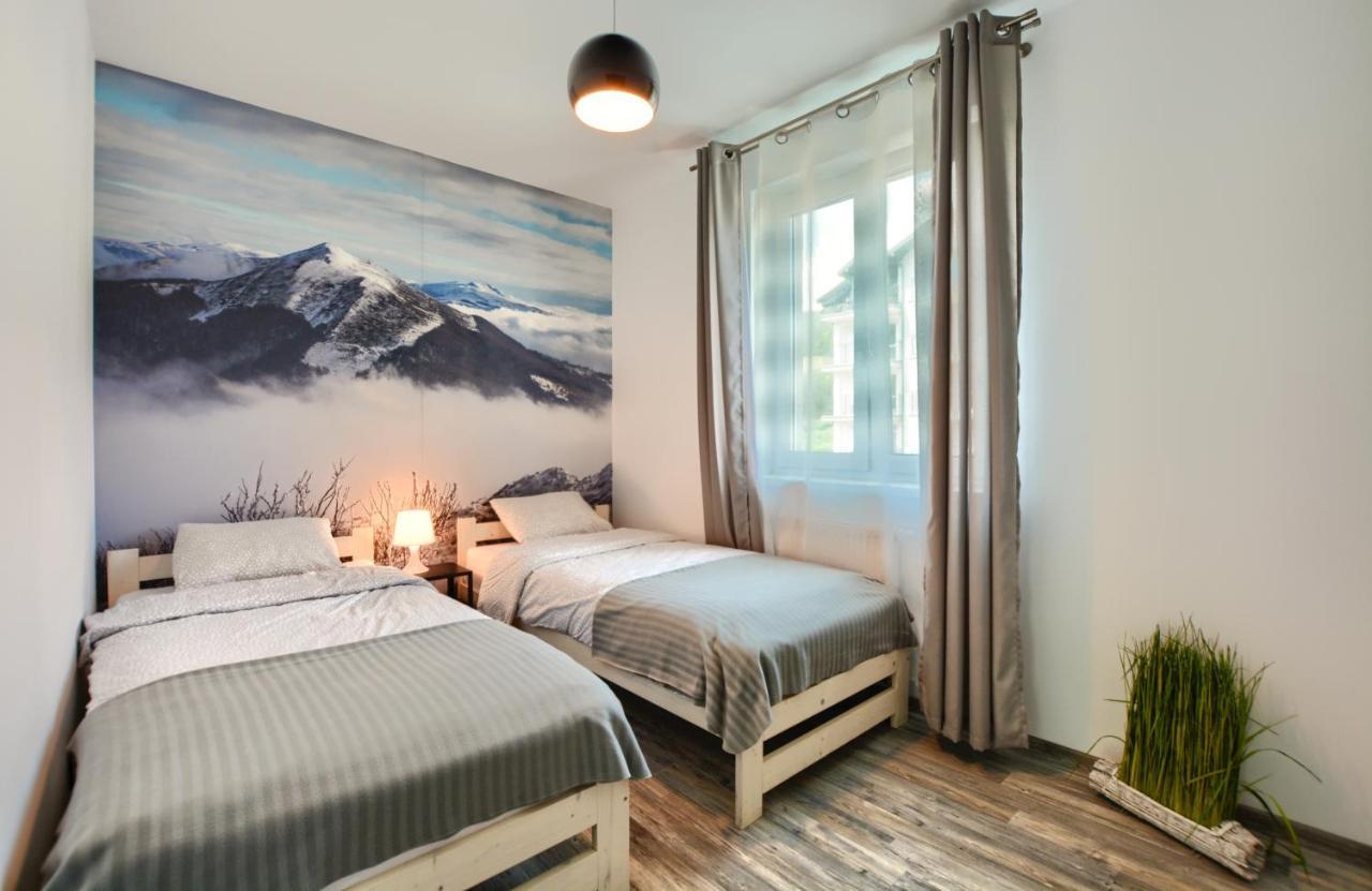 Apartament Glamour Ustrzyki Dolne Exteriör bild